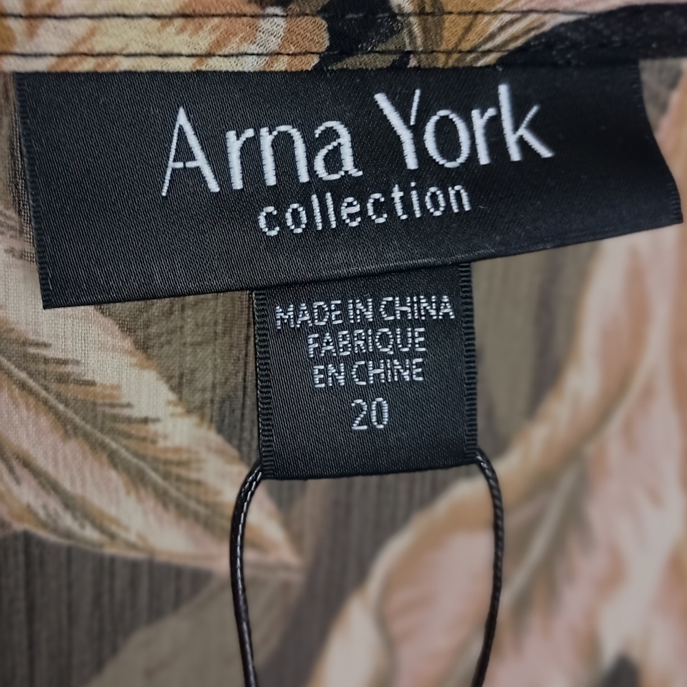 NWT BOHO FEATHER TUNIC TOP 🪶 BY ARNA YORK - Picture 7 of 8